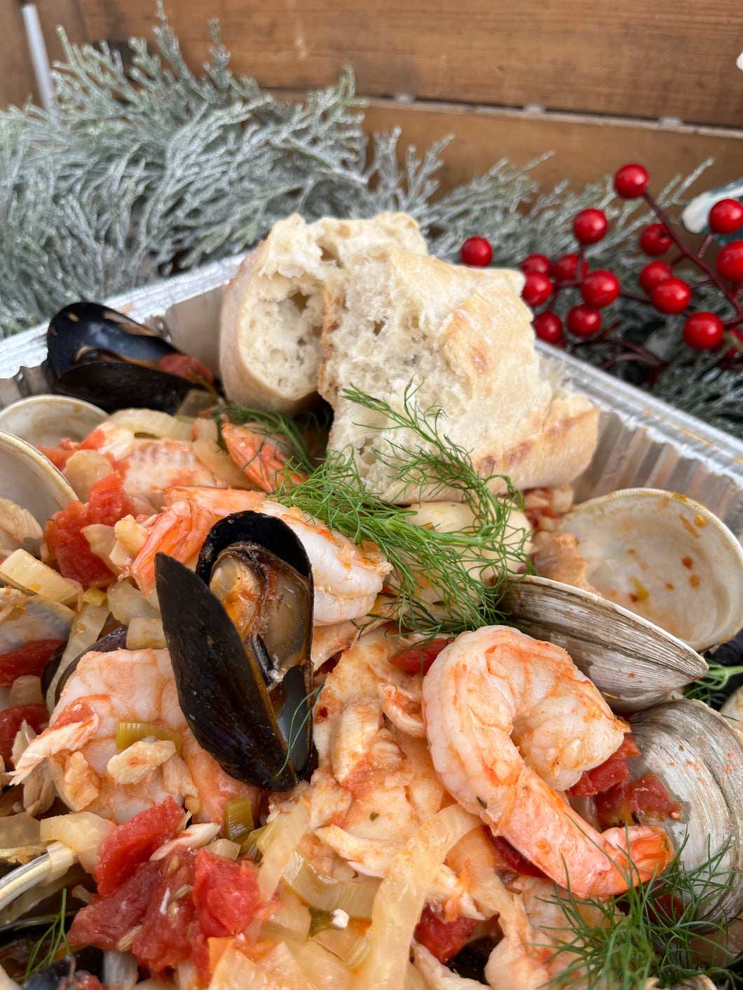 Cioppino (Italian Seafood Stew)